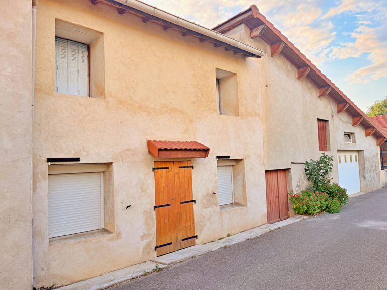 Maison de village 3 pièces 62 m² avec dépendances